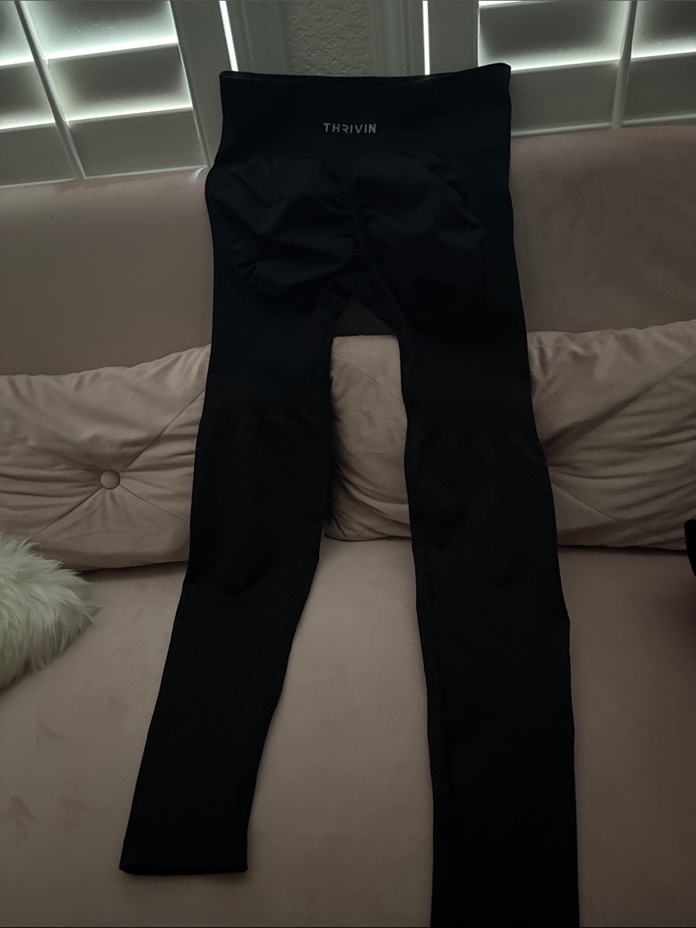 Thrivin Scrunch Black Active Leggings